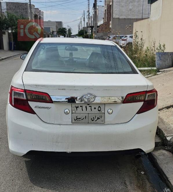 تۆیۆتا کامری